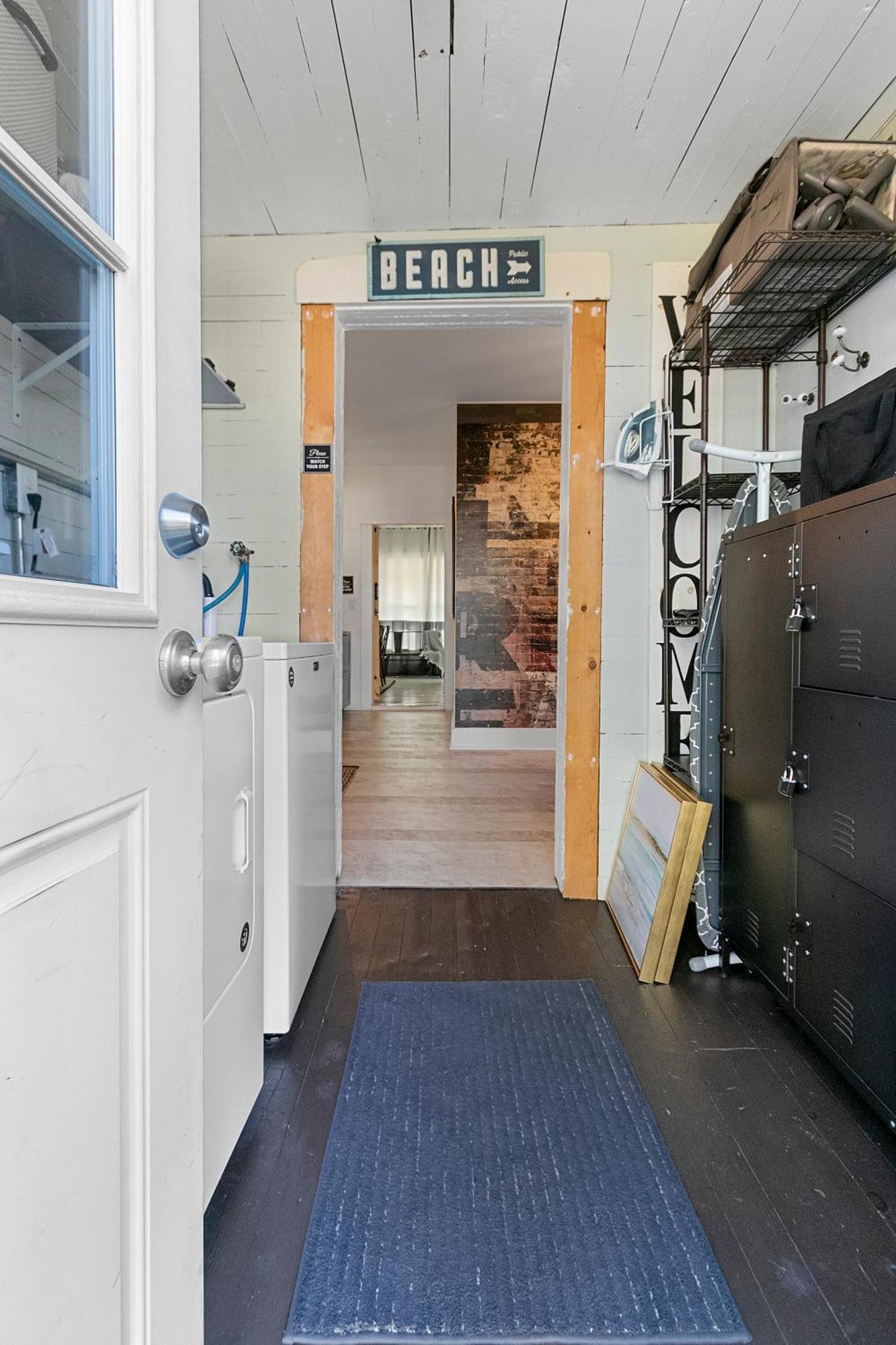 Compass Cove Downtown Home スタージョンベイ エクステリア 写真