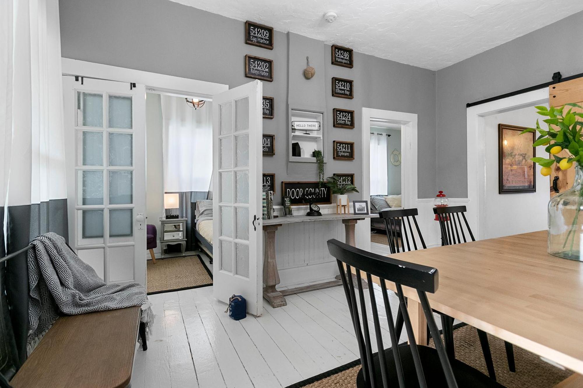 Compass Cove Downtown Home スタージョンベイ エクステリア 写真